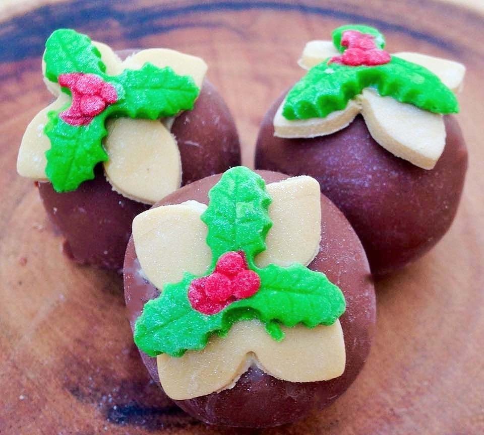 Beautiful Handmade Marzipan Gift Box - Bite Sized Marzipan Christmas Puds